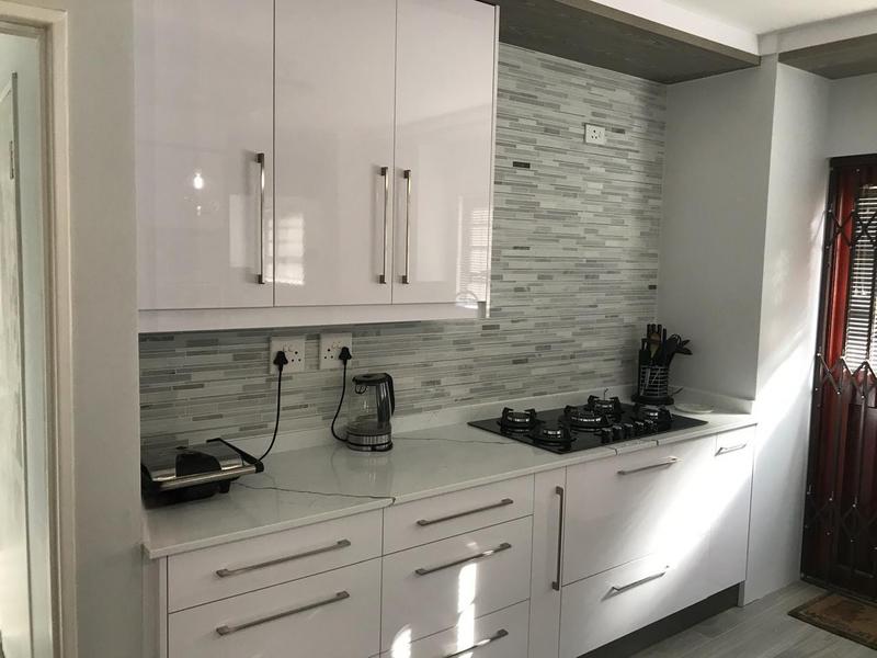 4 Bedroom Property for Sale in Kleinbosch Western Cape